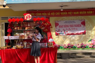 RỰC RỠ KHÔNG KHÍ XUÂN QUA GIAN HÀNG TẾT QUÊ EM